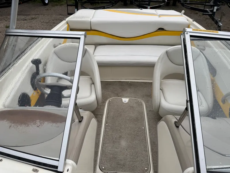 Slide: The Image of Maxum 1800 SR 2004 - 5