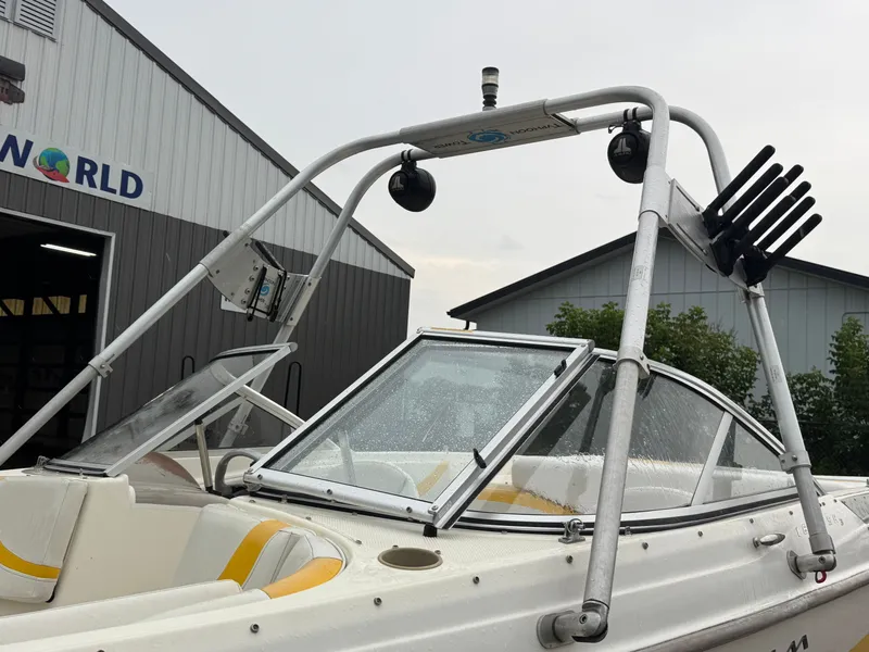 Slide: The Image of Maxum 1800 SR 2004 - 55