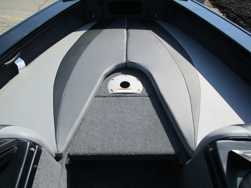 Slide: The Image of Lund 1875 Crossover XS 2026 - 5