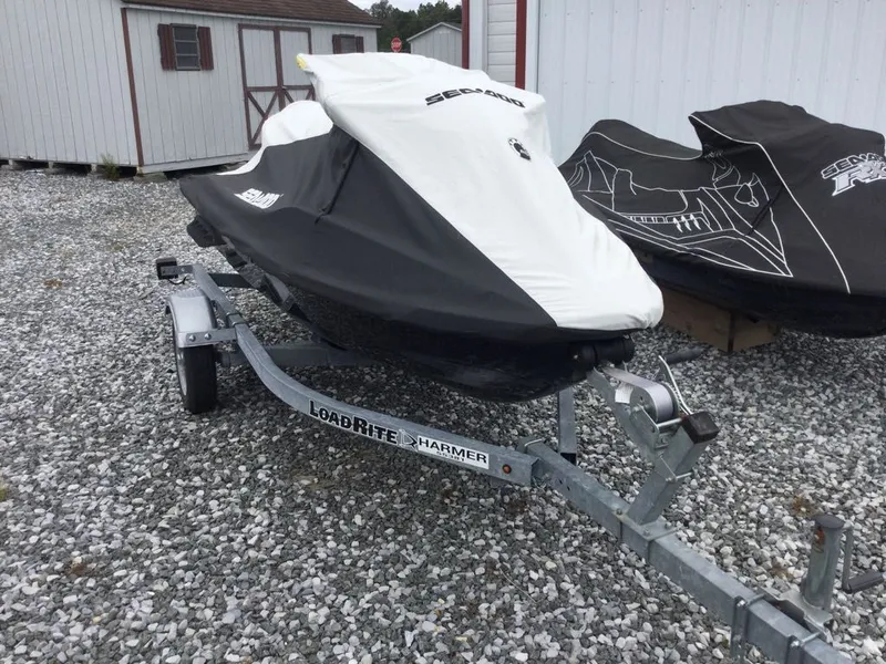 Slide: The Image of Sea-Doo GTX LTD 300 2017 - 3