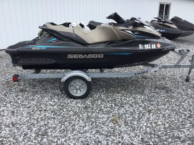 Slide: The Image of Sea-Doo GTX LTD 300 2017 - 9