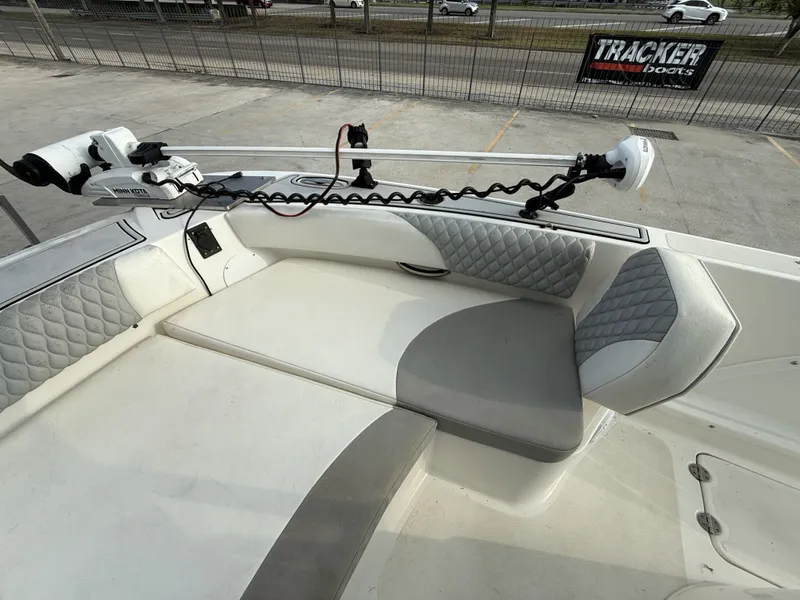 Slide: The Image of Twin Vee 240 GFX CC 2020 - 16