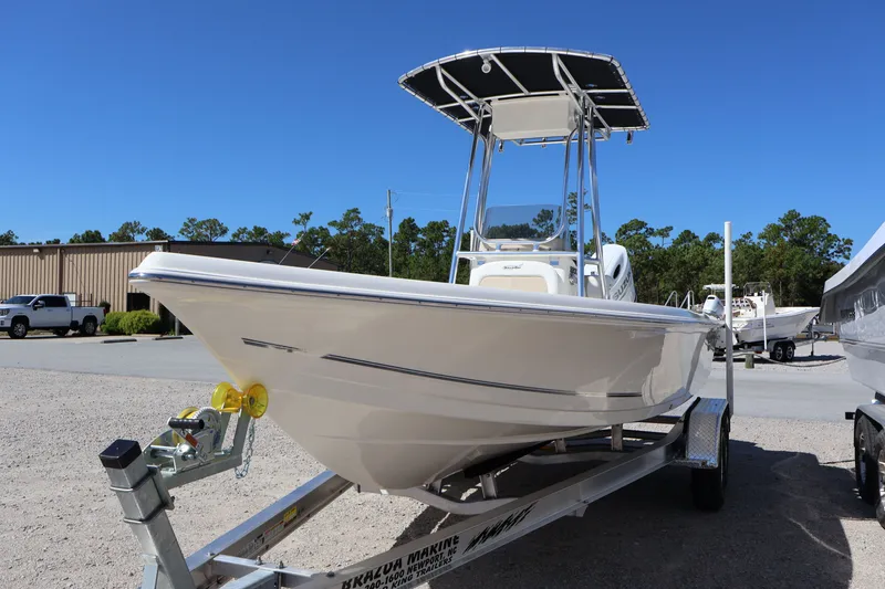 The Image of Bulls Bay 2200 XS 2026 - 1