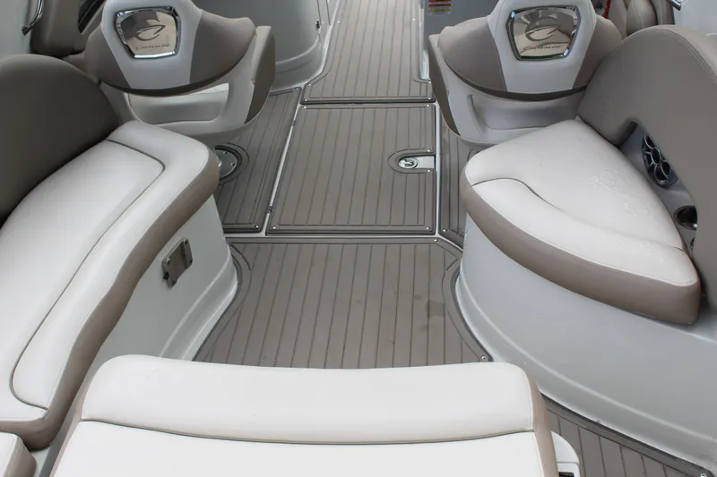 Slide: The Image of Crownline Boats Eclipse E255 2019 - 12