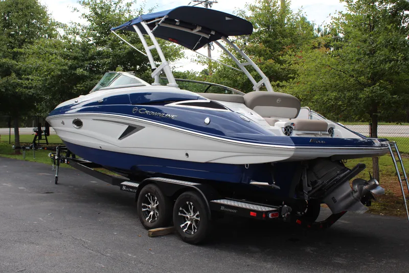 Slide: The Image of Crownline Boats Eclipse E255 2019 - 13