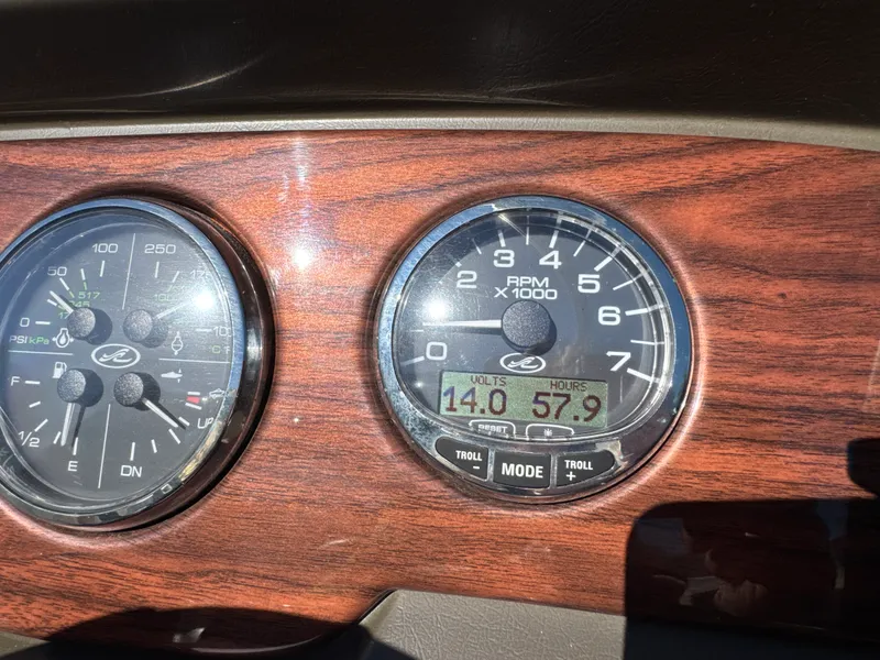 Slide: The Image of Sea Ray 260 SUNDECK 2009 - 10