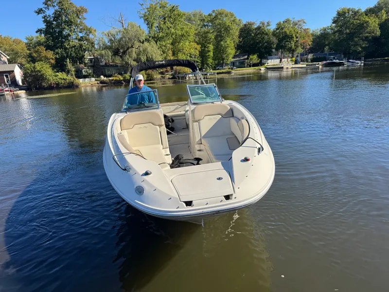 Slide: The Image of Sea Ray 260 SUNDECK 2009 - 5