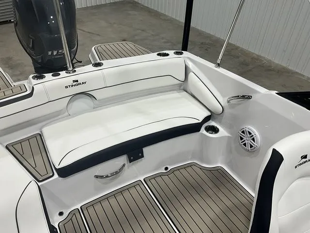 Slide: The Image of Stingray 191 DC 2026 - 11