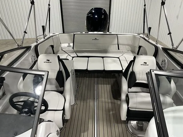 Slide: The Image of Stingray 231 DC 2026 - 11