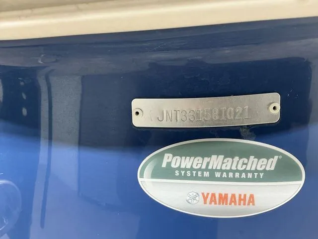 Slide: The Image of NauticStar 231 Hybrid 2021 - 4