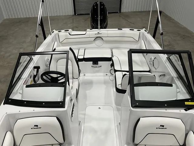 Slide: The Image of Stingray 172 DC 2026 - 5