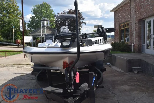 Slide: The Image of Ikon Boats VLE21 2026 - 31