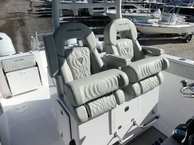 Slide: The Image of Twin Vee 260 Center Console GFX2 2026 - 14