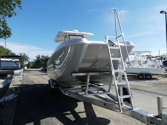 Slide: The Image of Twin Vee 260 Center Console GFX2 2026 - 3