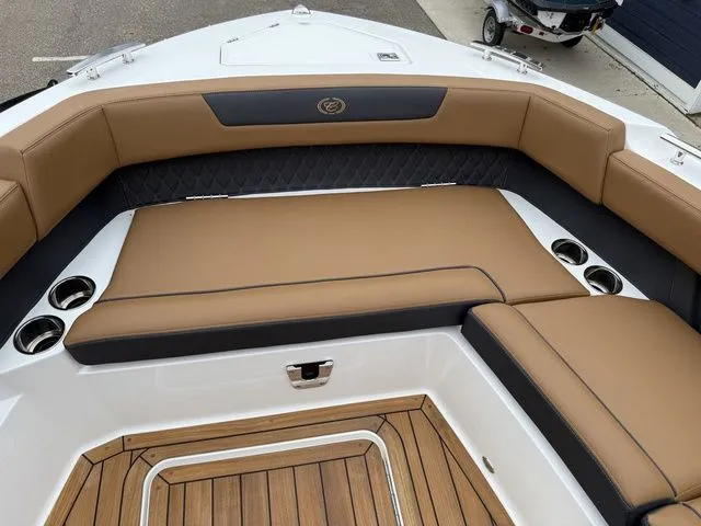 Slide: The Image of Cobalt R31 Sterndrive 2026 - 47