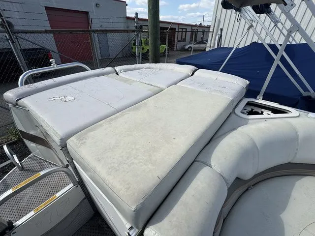 Slide: The Image of Tahoe Grand Elite 25 2005 - 5