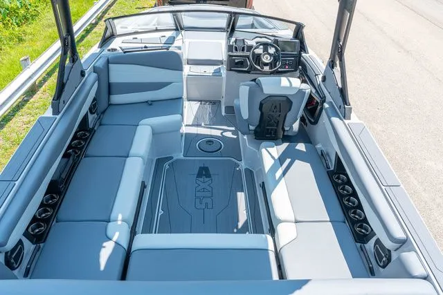 Slide: The Image of Axis Wake Research A225 2025 - 5