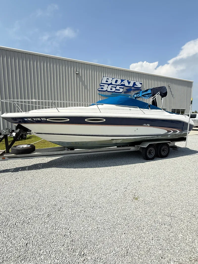 The Image of Sea Ray 240 Signature 1997 - 0