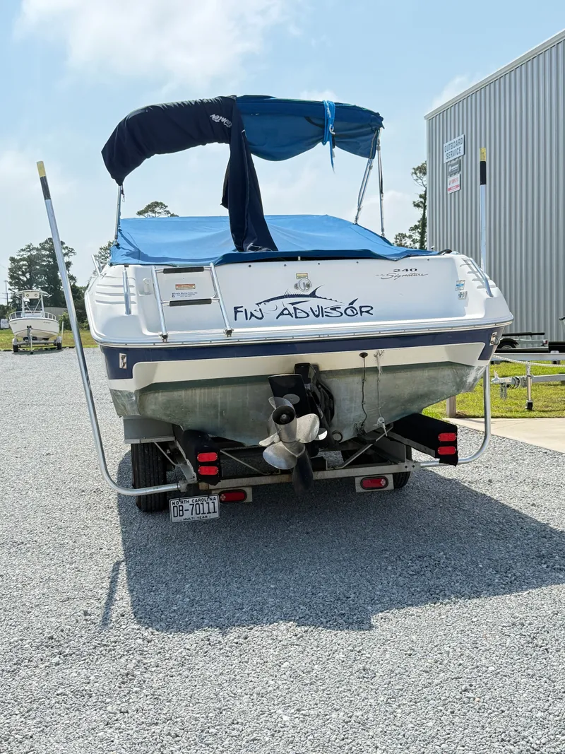 Slide: The Image of Sea Ray 240 Signature 1997 - 6