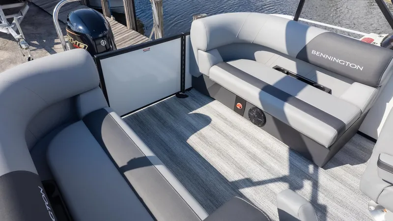 Slide: The Image of Bennington 20 S STERN RADIUS 2026 - 8