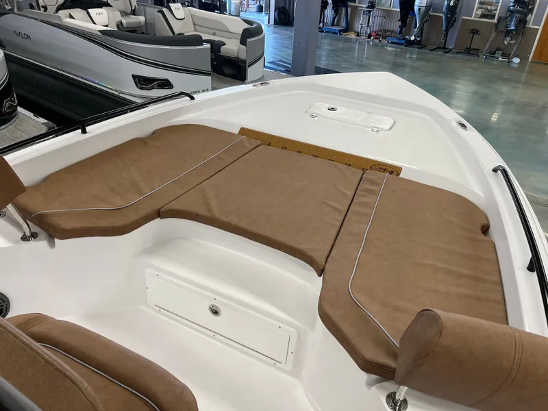 Slide: The Image of Sea Hunt BX 25 FS 2026 - 10