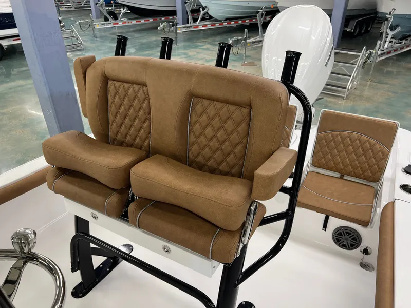 Slide: The Image of Sea Hunt BX 25 FS 2026 - 12