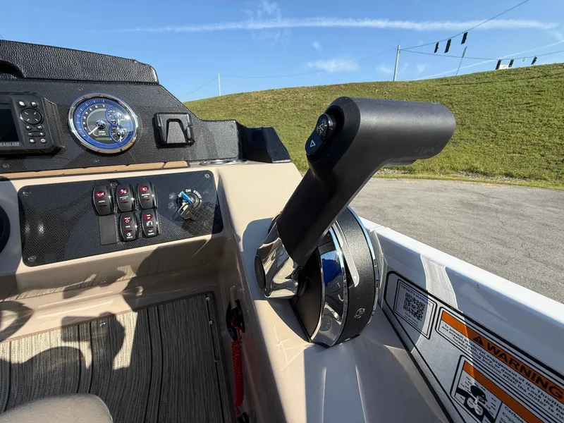 Slide: The Image of Premier 230 Sunsation Angler 2pt 2026 - 16