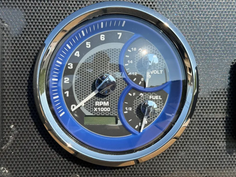 Slide: The Image of Premier 230 Sunsation Angler 2pt 2026 - 21