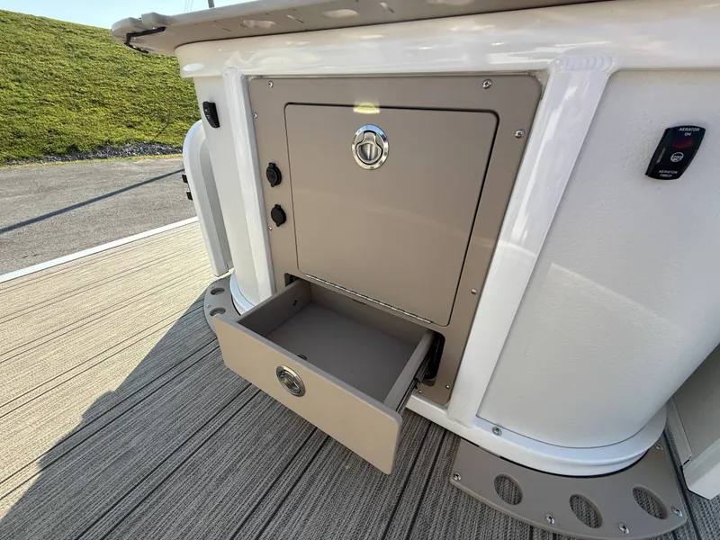 Slide: The Image of Premier 230 Sunsation Angler 2pt 2026 - 46