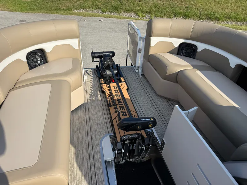 Slide: The Image of Premier 230 Sunsation Angler 2pt 2026 - 47