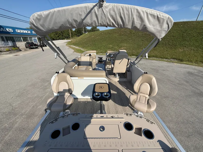 Slide: The Image of Premier 230 Sunsation Angler 2pt 2026 - 51