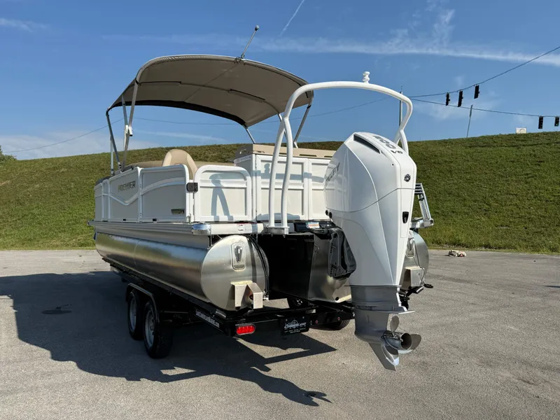 Slide: The Image of Premier 230 Sunsation Angler 2pt 2026 - 73