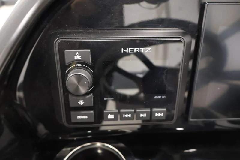 Slide: The Image of Audio control panel on 2026 Yamaha Boats 195S, featuring Hertz HMR 20 system. - 21