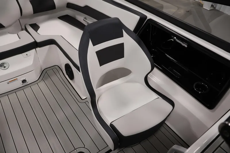 Slide: The Image of 2026 Yamaha Boats 195S interior with sleek seating and modern design. - 29
