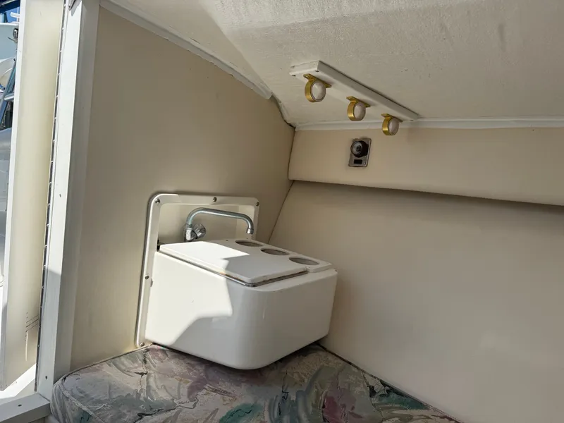 Slide: The Image of Marlago Fs 35 Center Console Cuddy 2001 - 14