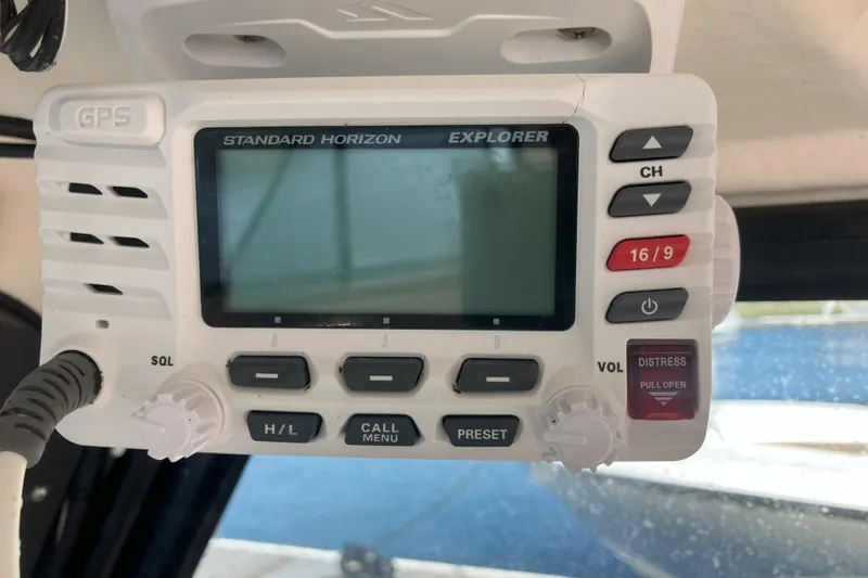 Slide: The Image of Standard Horizon Explorer GPS radio in a 2001 Parker 2520 Sport Cabin boat. - 17