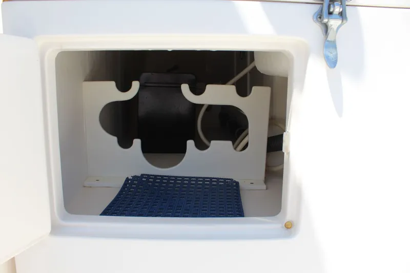 Slide: The Image of Cabo 32 Express 2005 - 17