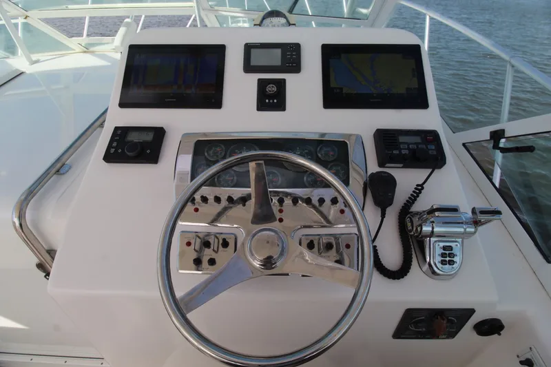 Slide: The Image of Cabo 32 Express 2005 - 23