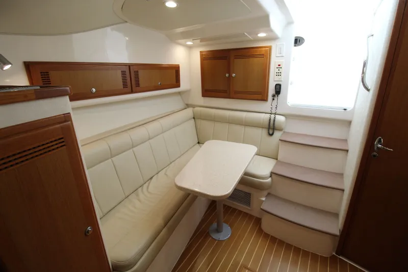 Slide: The Image of Cabo 32 Express 2005 - 43