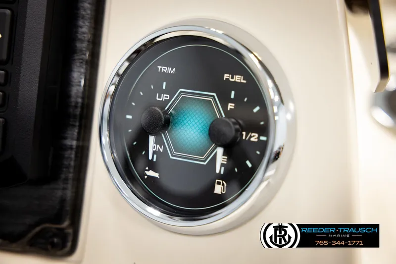 Slide: The Image of Dashboard gauge of 2026 Avalon VEN CRB boat, showing trim and fuel levels. - 32