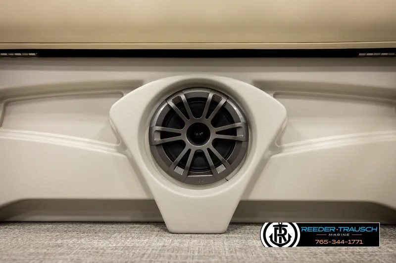 Slide: The Image of 2026 Avalon VEN CRB boat speaker detail with Reeder-Trausch Marine logo. - 40