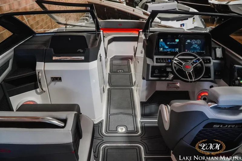 Slide: The Image of Cobalt R6 Surf 2024 - 10