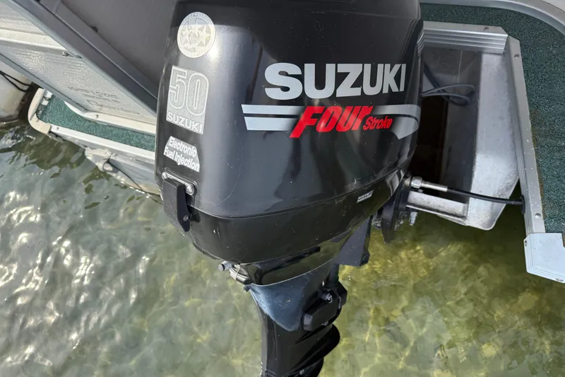 Slide: The Image of Outboard motor on 2007 Premier 22 boat, Suzuki 50 Four Stroke engine. - 21