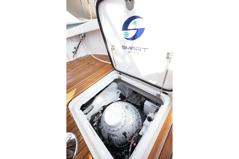 Slide: The Image of 2025 Viking 48 Convertible yacht with Smart Gyro stabilization system. - 42