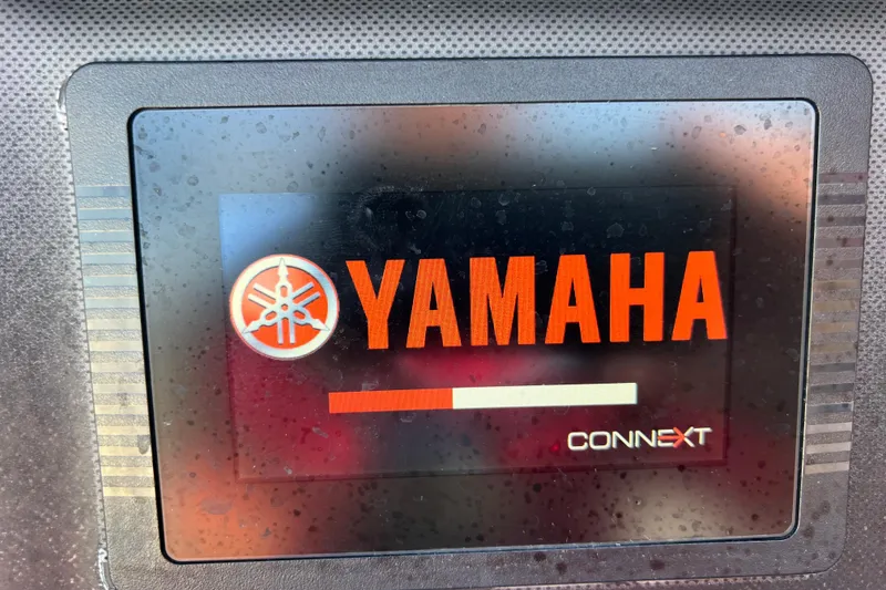Slide: The Image of Yamaha SX190 2020 dashboard display with Connext system loading screen. - 22
