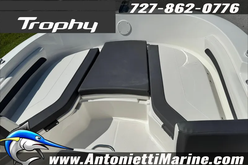 Slide: The Image of 2026 Trophy T20CC Center Console boat interior with seating, Antonietti Marine branding. - 15