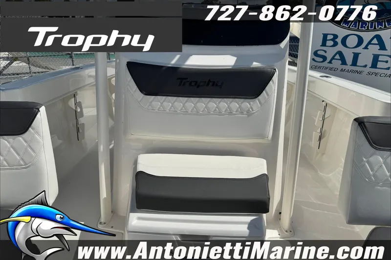 Slide: The Image of 2026 Trophy T20CC Center Console boat interior with seating, showcased by Antonietti Marine. - 18