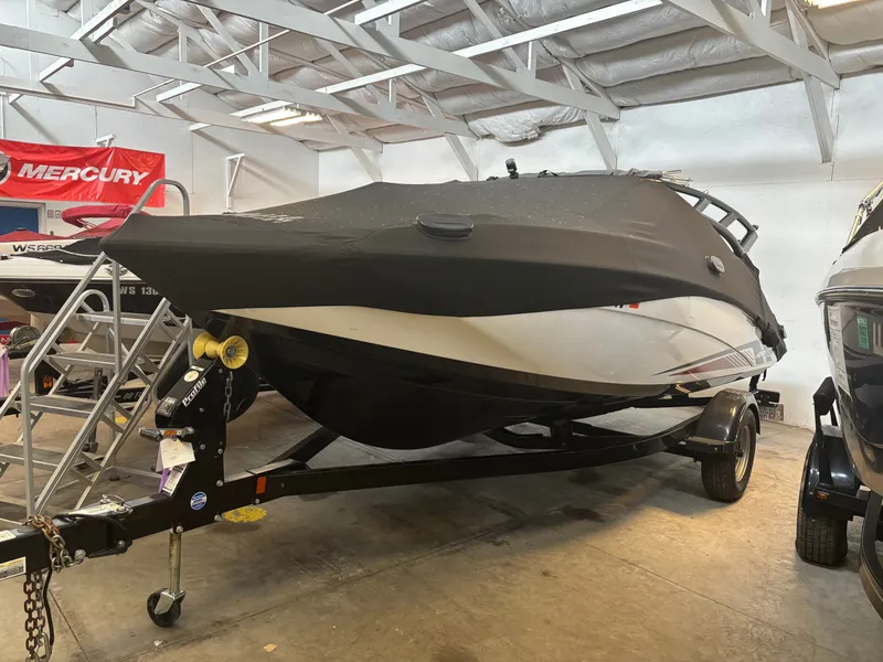 Slide: The Image of 2017 Yamaha Boats RP1800A SAP19 in warehouse on trailer. - 1
