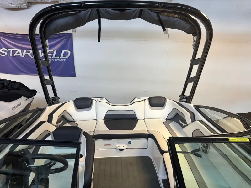 Slide: The Image of Interior of a 2017 Yamaha RP1800A SAP19 boat. - 8