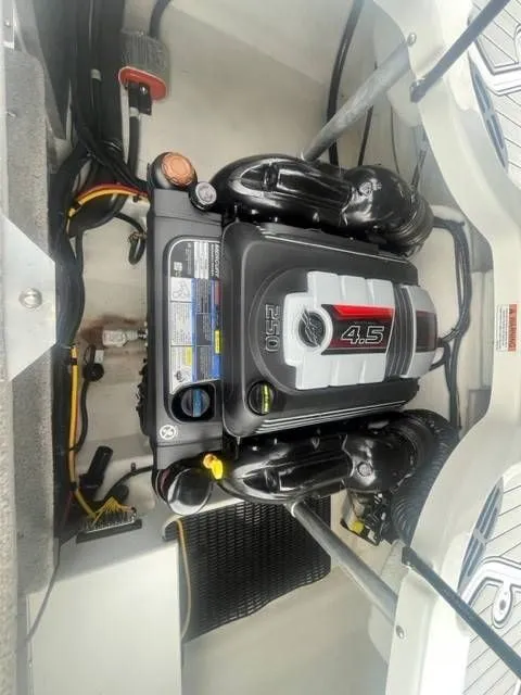 Slide: The Image of Monterey 224FS 2024 - 13